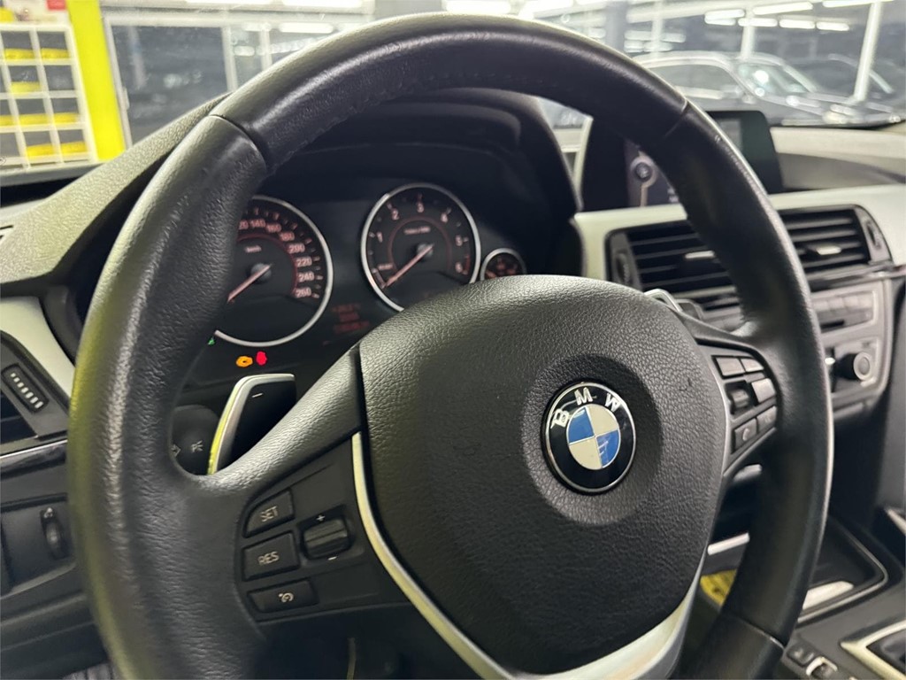 Foto 43 BMW SERIE 3