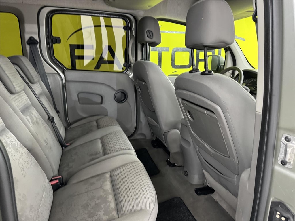 Foto 43 RENAULT KANGOO 